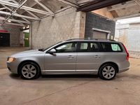 Używany Volvo V70 SE 2008 Srebrny Kombi