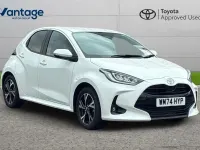 Used Toyota Yaris Design 113 HP (83 kW) 2025 White Hatchback