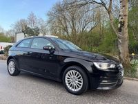 Używany Audi A3 Design 110 KM (80 kW) 2015 Czarny Hatchback