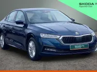 Used Skoda Octavia SE 81 HP (59 kW) 2022 Petrol blue metallic Hatchback