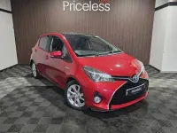 Used Toyota Yaris 101 HP (74 kW) 2016 Red Hatchback