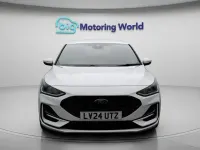 Usado Ford Focus ST-Line 155 HP (114 kW) 2024 Branco Citadino