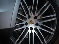 Used Porsche Cayenne Platinum Edition 385 HP (283 kW) 2017 Silver SUV