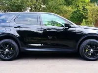 Used Land Rover Discovery 5 S 180 HP (132 kW) 2020 Black SUV