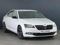 Usado Skoda Superb SportLine 150 HP (110 kW) 2017 Branco Citadino