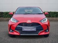 Second-hand Toyota Yaris Hybrid Design 2024 Roșu Hatchback