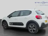 Used Citroën C3 PureTech 82 HP (60 kW) 2022 White Hatchback