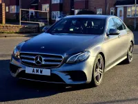 Begagnad Mercedes E220 AMG line 2017 Grå Sedan