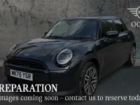 Usado Mini Cooper Hatch 113 kW (154 CV) 2026 Gris Utilitario