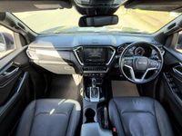 Second-hand Isuzu D-Max 163 CP (119 kW) 2023 Gri Pickup
