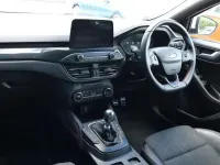 Used Ford Focus ST-Line X 123 HP (90 kW) 2021 White Hatchback