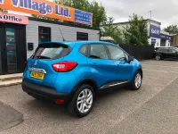 Used Renault Captur Dynamique 90 HP (66 kW) 2015 Blue SUV
