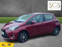 Begagnad Toyota Yaris 2018 Röd Halvkombi