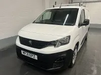 Used Peugeot Partner 100 HP (73 kW) 2021 White MPV