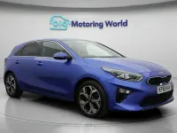 Usado Kia Ceed 140 HP (102 kW) 2019 Azul Citadino