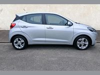 Used Hyundai i10 SE 65 HP (47 kW) 2023 Silver Hatchback