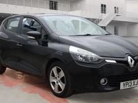 Used Renault Clio IV Expression+ 75 HP (55 kW) 2013 Black Hatchback