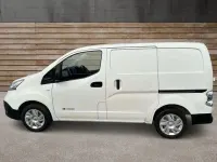 Used Nissan e-NV200 Acenta 24 kW (33 HP) 2016 White MPV
