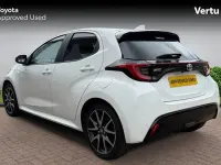 Used Toyota Yaris 116 HP (85 kW) 2021 White Hatchback