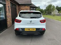Used Renault Kadjar Signature 130 HP (95 kW) 2016 White SUV