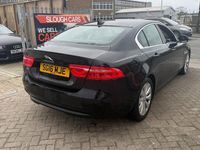 Used Jaguar XE Prestige 180 HP (132 kW) 2016 Black Sedan