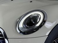 Używany Mini Cooper Hatch 136 KM (100 kW) 2017 Biały Hatchback