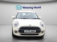 Used Mini ONE Classic 102 HP (75 kW) 2021 White Hatchback