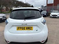 Used Renault Zoe Dynamique 64 kW (88 HP) 2016 Hatchback