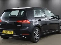 Used VW Golf VII SE 130 HP (95 kW) 2018 Black Hatchback
