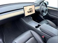 Used Tesla Model Y Performance 392 kW (534 HP) 2023 White SUV