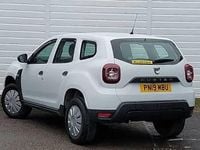 Used Dacia Duster Acces 115 HP (84 kW) 2019 White SUV