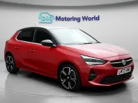 Begagnad Vauxhall Corsa Ultimate 101 HK (74 kW) 2023 Röd Halvkombi