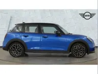 Used Mini Cooper Exclusive 113 kW (154 HP) 2026 Blue Hatchback