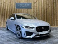 Usado Jaguar XE R-Dynamic 180 HP (132 kW) 2019 Prateado Sedan