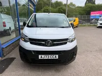 Used Vauxhall Vivaro 100 HP (73 kW) 2023 White MPV