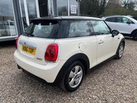 Used Mini Cooper Hatch 2015 White Hatchback