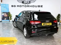 Usado Audi A3 Sportback Design 116 HP (85 kW) 2019 Preto Citadino