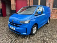 New VW T7 2026 Blue Van