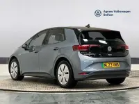 Begagnad VW ID.3 Pro 106 kW (145 HK) 2023 Blå Halvkombi