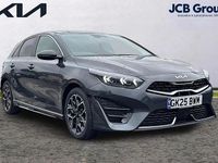 Usado Kia Ceed GT-Line 138 HP (101 kW) 2025 Cinzento Citadino