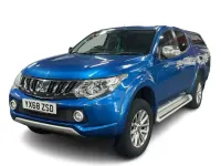 Usado Mitsubishi L200 181 HP (133 kW) 2018 Azul Pickup