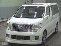 Used Nissan Elgrand 2007 White
