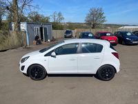 Second-hand Vauxhall Corsa Design Edition 2014 Alb Hatchback