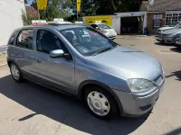 Used Vauxhall Corsa Design Edition 75 HP (55 kW) 2004 Silver Hatchback