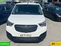 Used Vauxhall Combo 100 HP (73 kW) 2022 White MPV