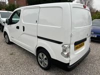 Used Nissan e-NV200 Tekna 80 kW (109 HP) 2020 White MPV