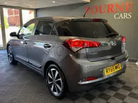 Używany Hyundai i20 Premium 100 KM (73 kW) 2016 Szary Hatchback