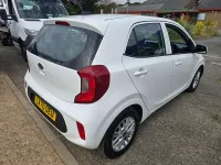 Used Kia Picanto 67 HP (49 kW) 2021 White Hatchback