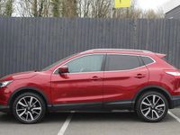 Used Nissan Qashqai Tekna 2017 Red SUV