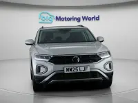Usado VW T-Roc Match 116 HP (85 kW) 2025 Cinzento SUV